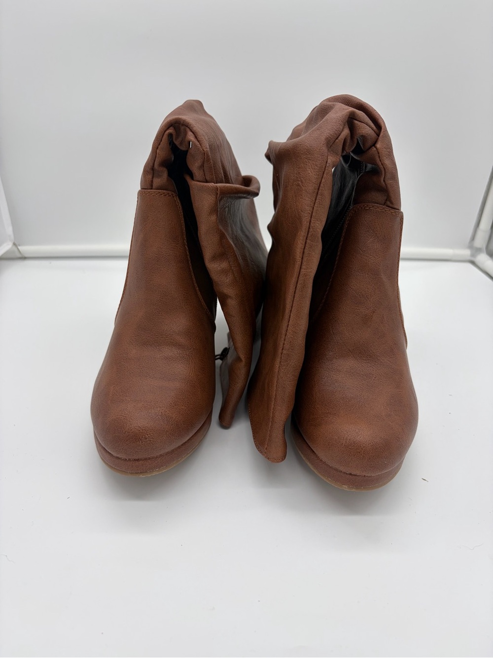 TOP Moda Brown Fold-Over Ankle Booties